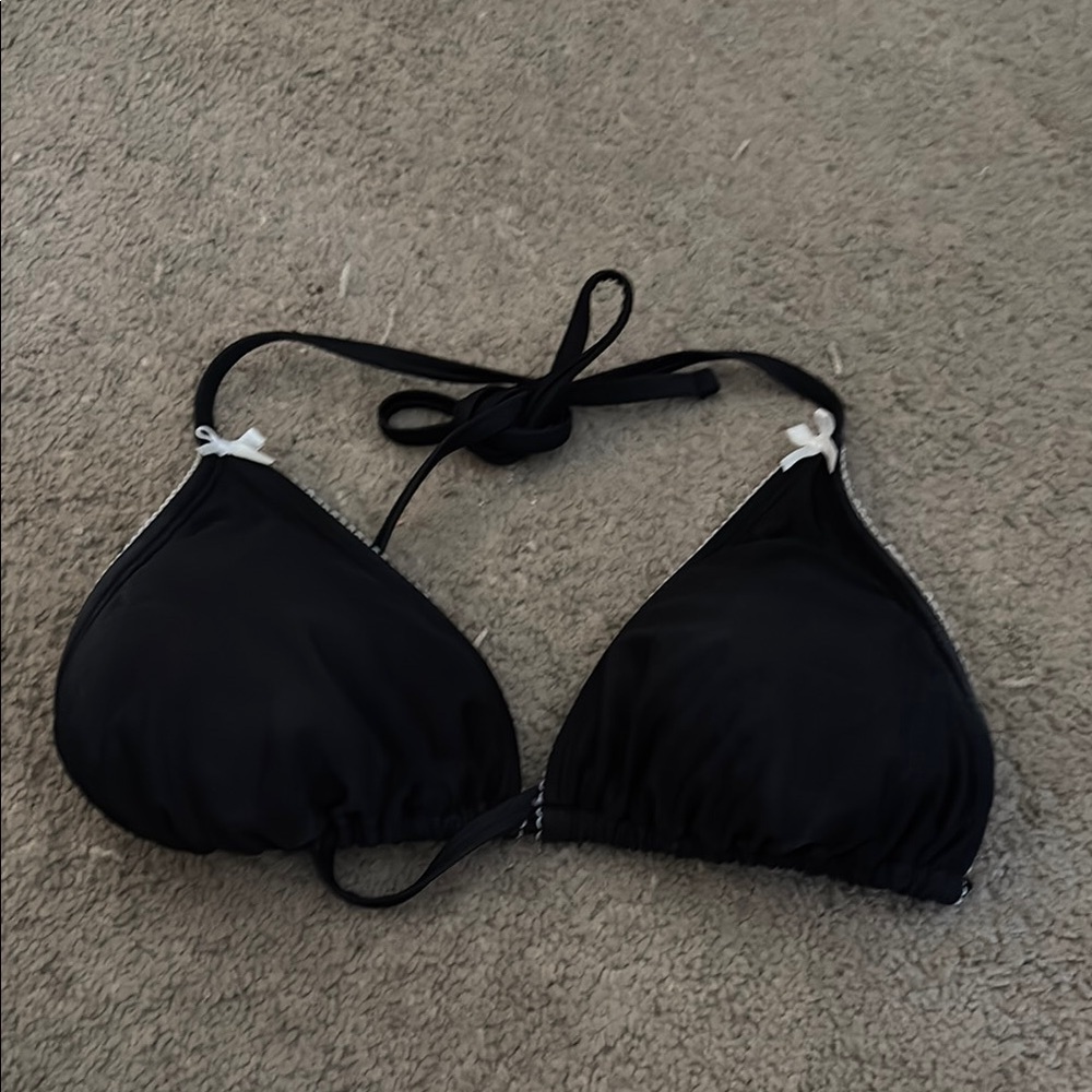 Wild Fable Black Bikini Top 001